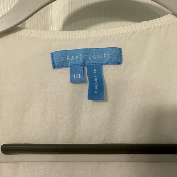 Draper James Reba Wrap Dress in Seersucker Magnolia White - Size Fourteen NWOT - Picture 5 of 6